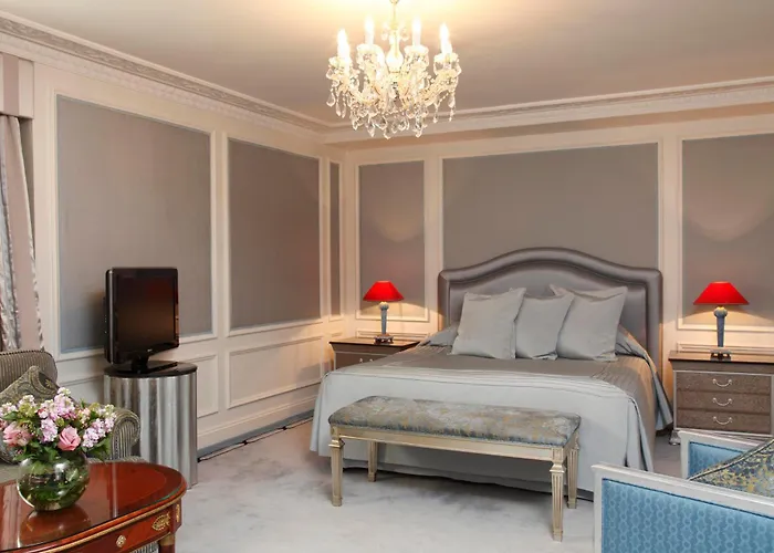 Bentley London Hotel